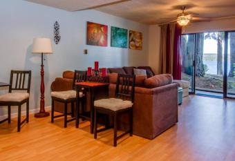 Timberlake Paradise has Balcony rooms