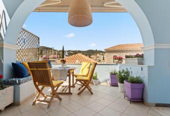 The Family House has Balcony rooms