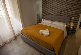 Panta Rei has Balcony rooms