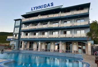 Hotel Lyhnidas has Balcony rooms