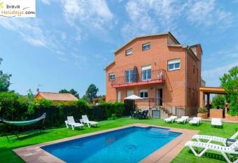 Bravaholidays-601-Lloret Park has Balcony rooms