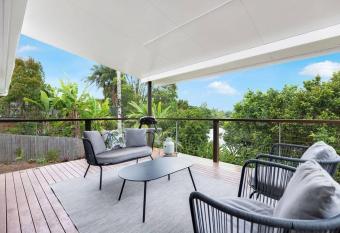 Beautiful on Buderim has Balcony rooms