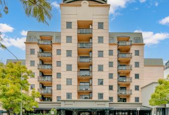 Perth City Suites has Balcony rooms