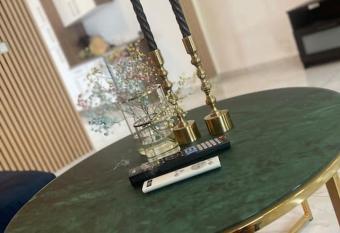 Ekslusive by lejlighed has rooms with a private hot tub