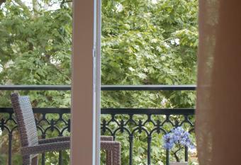 Amaya Pine Studio has Balcony rooms