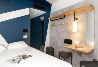 Bright new duplex apartment in Central Ghent allows 18 year olds to book a room