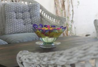 Auberge Miko has Balcony rooms