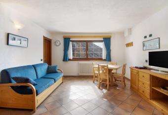 Residence Larice Bianco App n5 has Balcony rooms