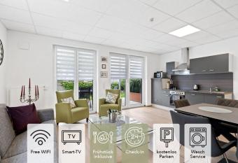 Ferien & Business Apartments Hotel Adler has Balcony rooms