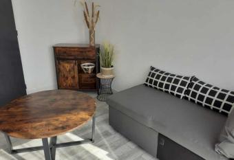 Studio avec mezzanine has Balcony rooms