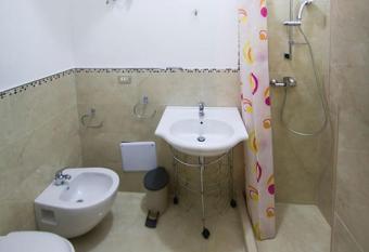 villa Stone House Vista mare has Balcony rooms