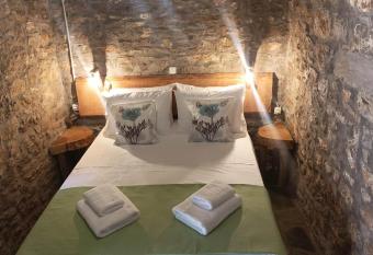                                                             allows 18 year olds to book a room