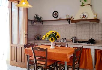 2 bedrooms house at Cornino 50 m away from the beach with terrace and wifi has Balcony rooms