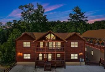 Cha Chas Castle Spectacular Cozy Castle allows 18 year olds to book a room