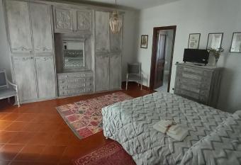 B&B Nonna Rosa has Balcony rooms