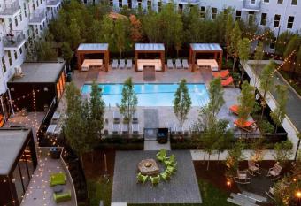 Luxury Apt East Rock at Yale allows 18 year olds to book a room