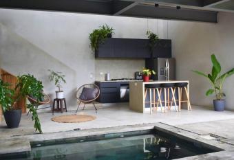 Sea   Renity House @ Malpais has Balcony rooms