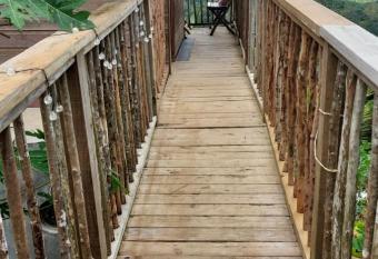 Bon Mange Organic Farm allows 18 year olds to book a room