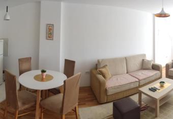 Sunny Guest House allows 18 year olds to book a room