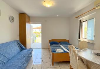              Apartment Dolphin has Balcony rooms