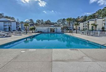 Golf & Beach Condo Getaway! has rooms with a private hot tub