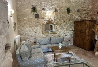 All Stone Horse Stable Converted to Elegant Apartment allows 18 year olds to book a room