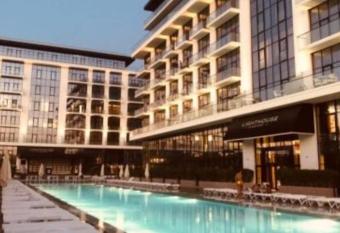             -                                         allows 18 year olds to book a room