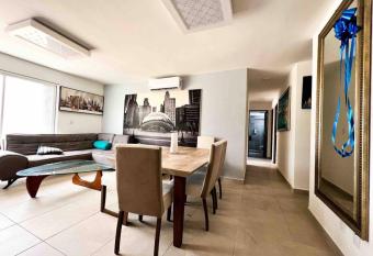 Casa Sierra Alta - Perseo has rooms with a private hot tub