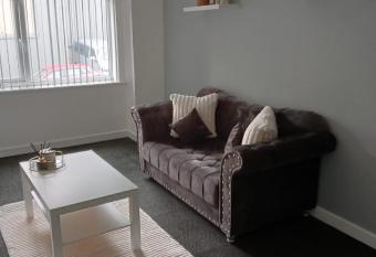 Tradeforce Service accommodation Bradford allows 18 year olds to book a room