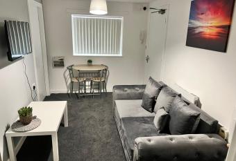Bradford Short Term Service accommodation allows 18 year olds to book a room