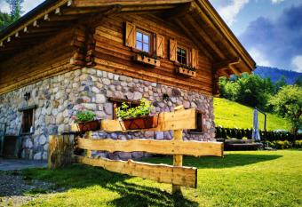 Baita dei Fovi has Balcony rooms