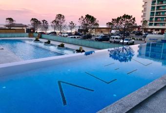 Veli Apartments 76 Infinity has rooms with a private hot tub