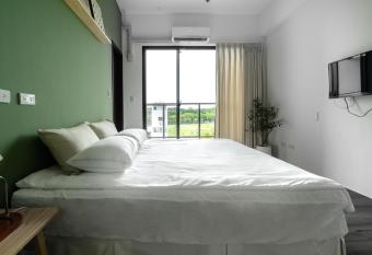 The LINs House has Balcony rooms