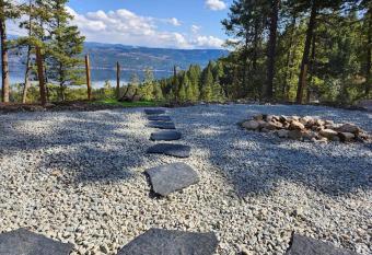 The Gemscape has rooms with a private hot tub