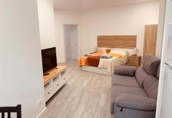 LAGA&LAIDA APARTAMENTOS GERNIHOST en Urdaibai allows 18 year olds to book a room