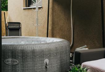                            has rooms with a private hot tub