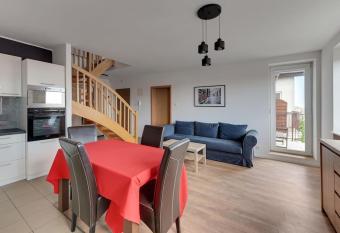 Apartament Fikak  wka by Grand Apartments allows 18 year olds to book a room