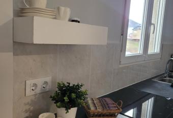 Piso LUAR Becerrea has Balcony rooms