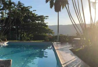 ANAPOIMA VILLA TOSCANA COMPLETA has Balcony rooms