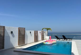 Seascape Villa allows 18 year olds to book a room
