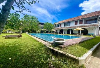 Amaloh Resort by Smeralda has Balcony rooms