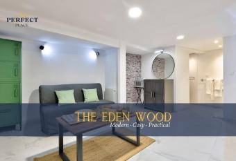 Bois d   Eden     Stade de France     allows 18 year olds to book a room