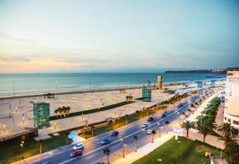 Tanger kornish has rooms with a private hot tub