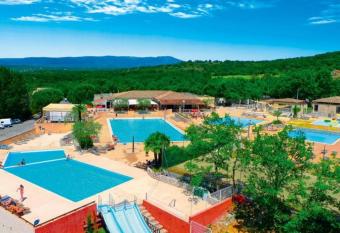 Bien   tre en 5   toiles au c  ur du sud Ard  che, vignobles et rivi  res allows 18 year olds to book a room