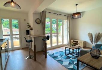 Superbe appartement neuf has Balcony rooms