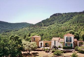 L   Hacienda Maison d   h  tes has Balcony rooms