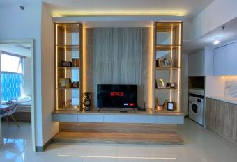 La Casa Familia at Anderson has Balcony rooms