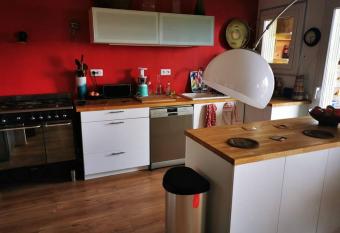 Les Sabelttes, 70 m2, 5 couchages, 10 min plages has Balcony rooms