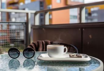 Bright spacious studio in Klaipeda has rooms with a private hot tub