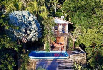 Casa Bonobos has Balcony rooms